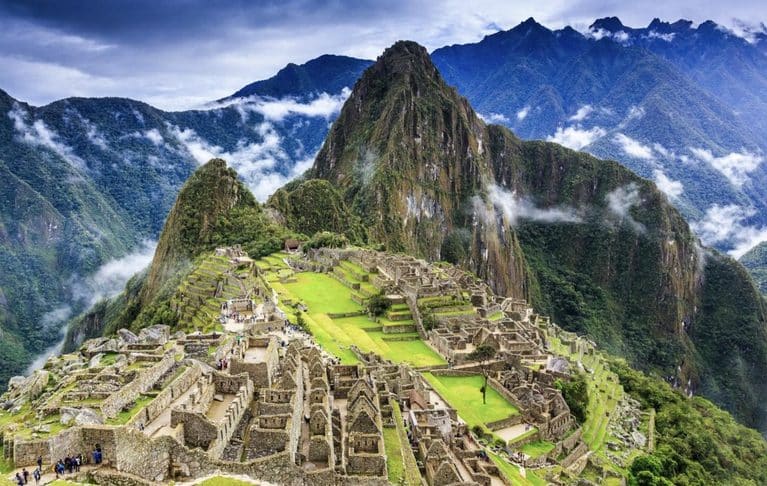 Machu Picchu: kamenné město v srdci posvátných hor